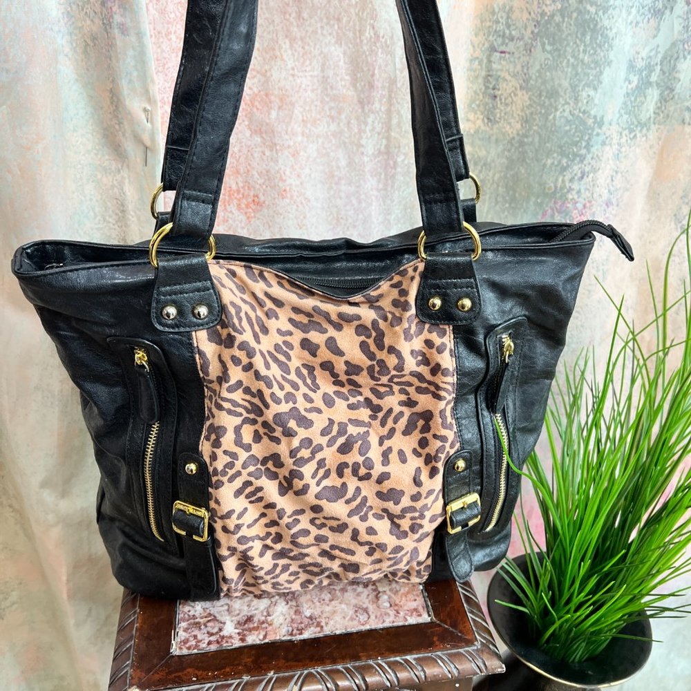 📌Christian Siriano  Leopard Print Tote Lot of Zipper Pockets - 2 Long Straps
